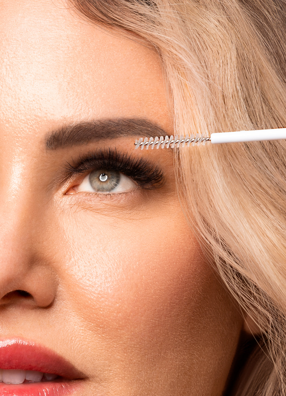 Eyebrow Enhancing Serum